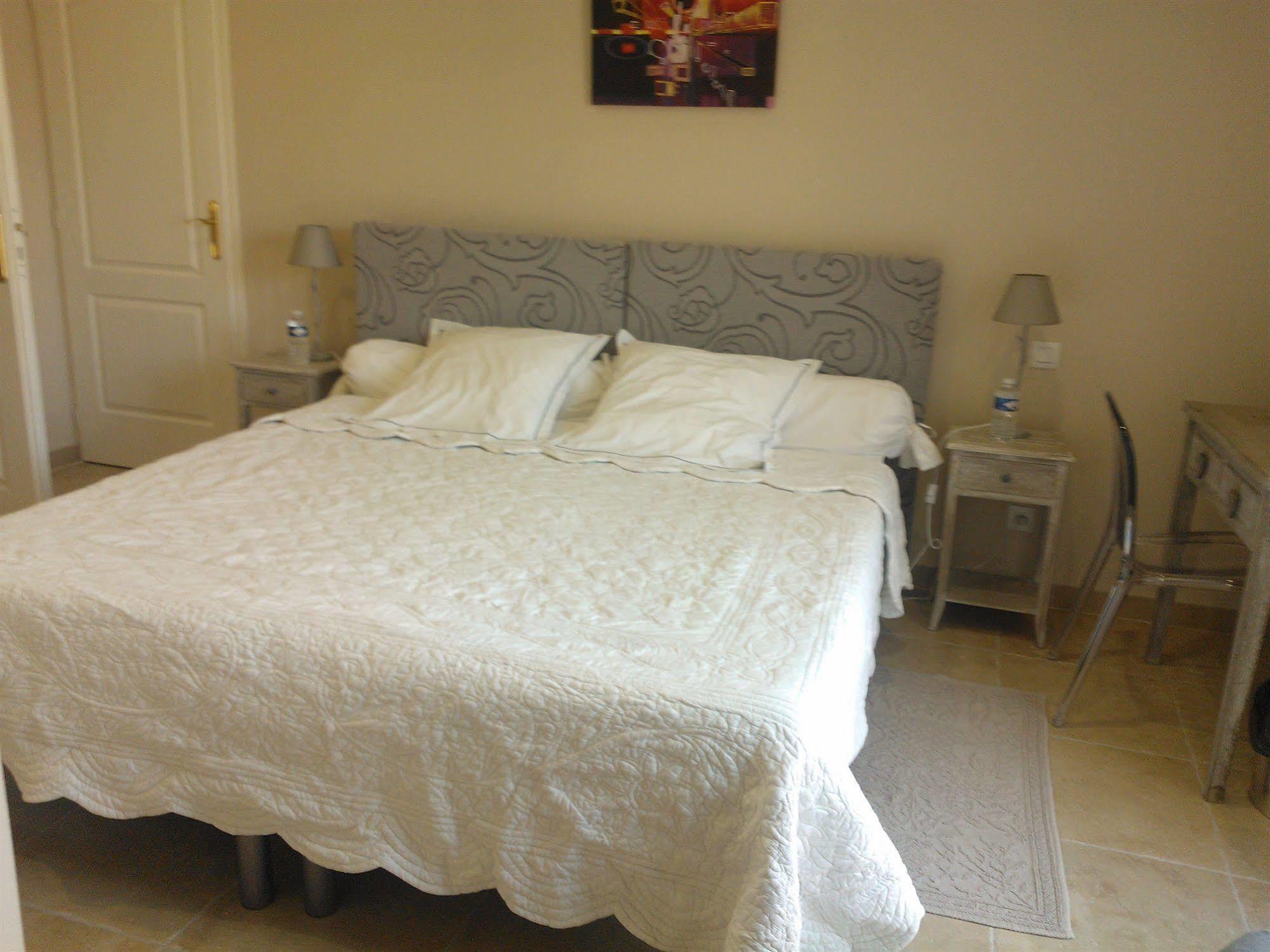 Bed and Breakfast Relais De L'Alsou- Piscine Labastide-en-Val Exterior foto