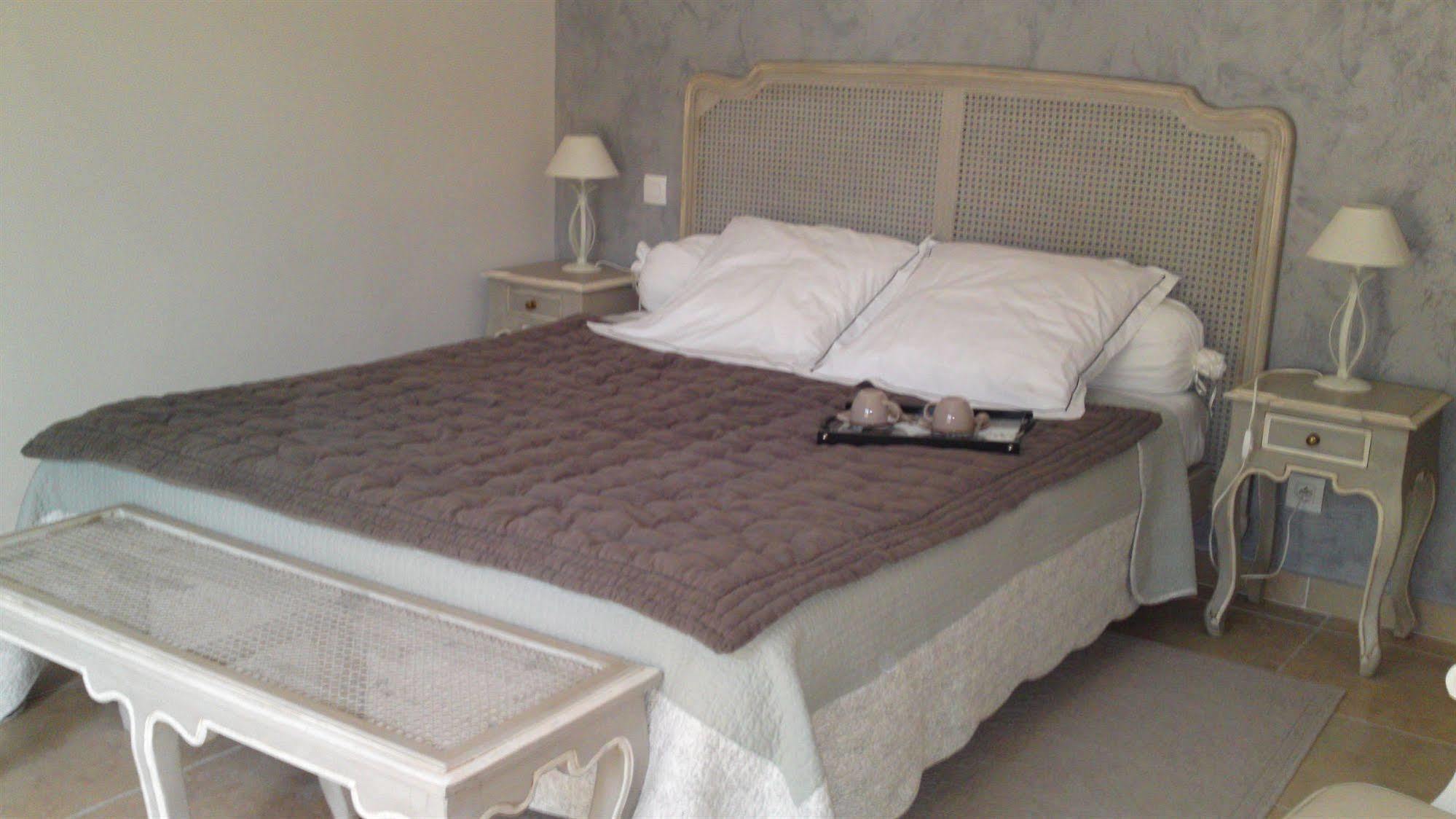 Bed and Breakfast Relais De L'Alsou- Piscine Labastide-en-Val Exterior foto